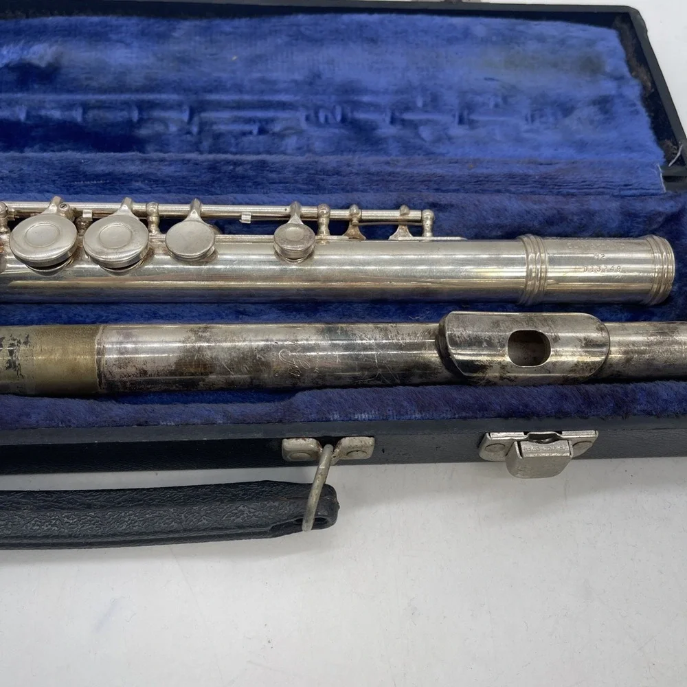 Gemeinhardt 2SP Flute with Hard Case Used Preowned Good Condition Working